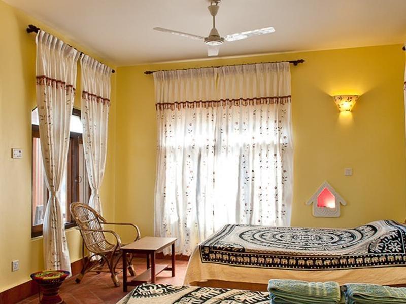 Hotel Sapana Village Lodge Chitwan Zewnętrze zdjęcie